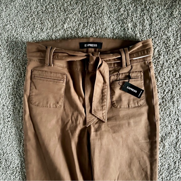 Express Women’s Dark Khaki Bell Flare High Rise Stretch Pants Size 6R NWT - Picture 4 of 7
